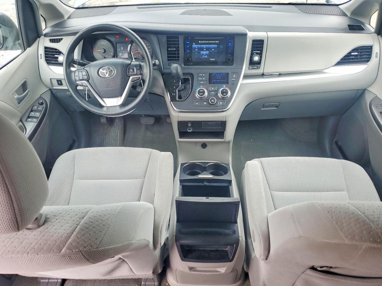 2015 Toyota Sienna Le Blue vin: 5TDKK3DC2FS563503