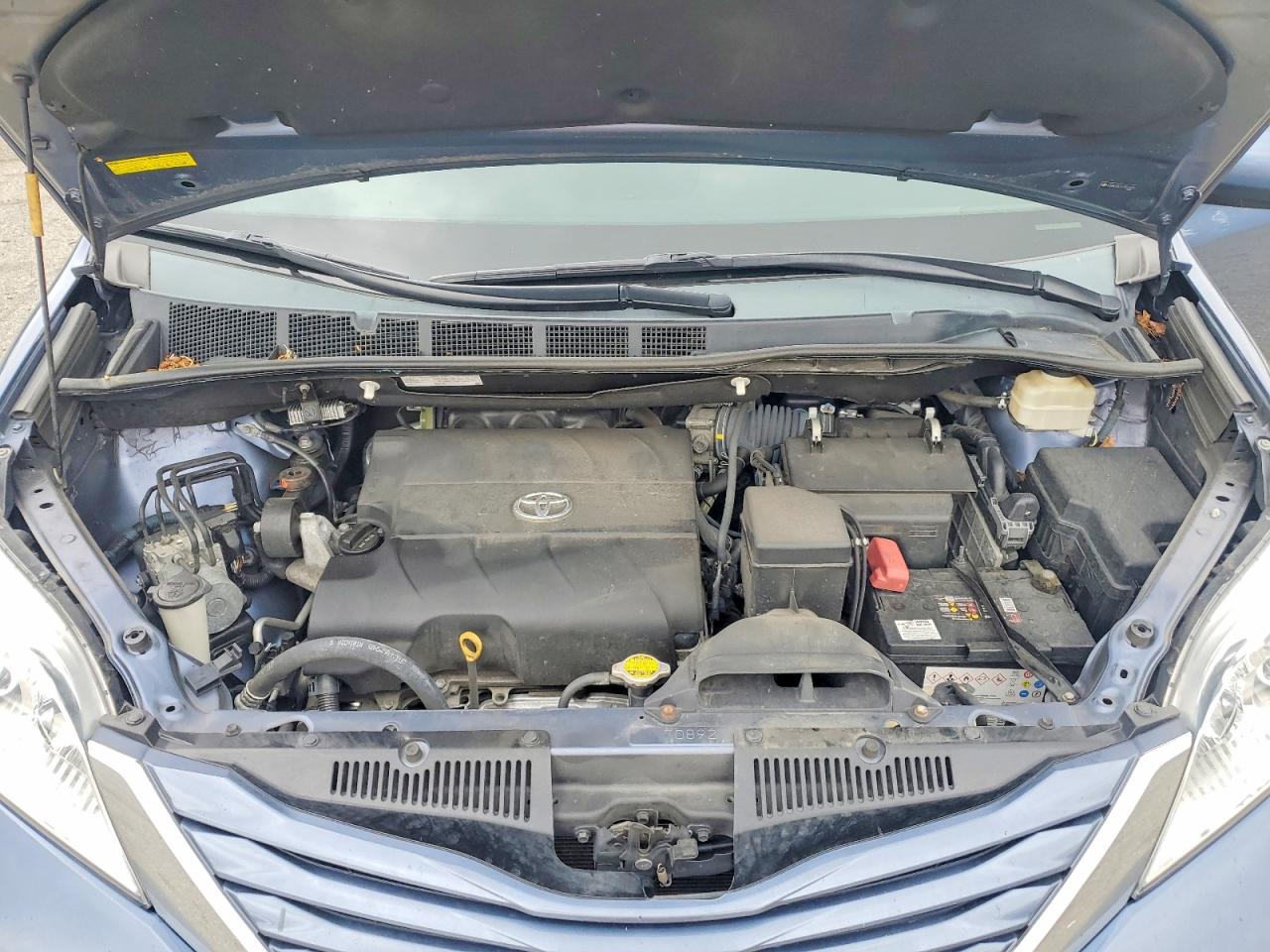 2015 Toyota Sienna Le Blue vin: 5TDKK3DC2FS563503