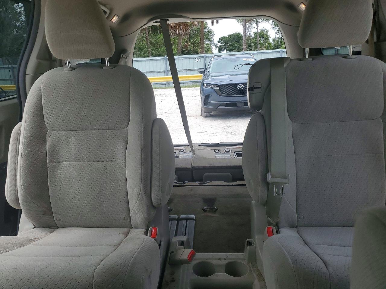 2015 Toyota Sienna Le Beige vin: 5TDKK3DC2FS624624