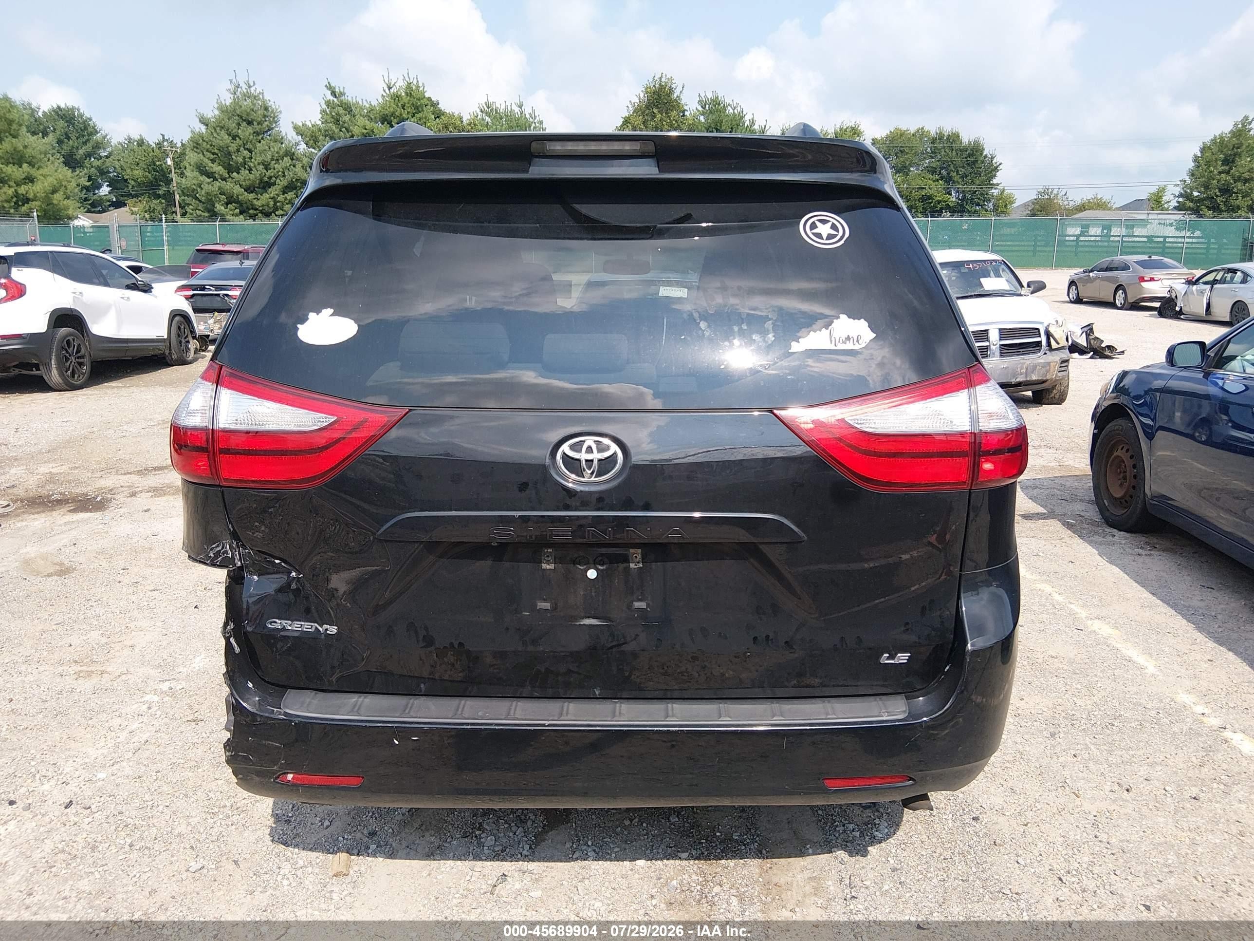 2015 Toyota Sienna Le 8 Passenger Black vin: 5TDKK3DC2FS661432