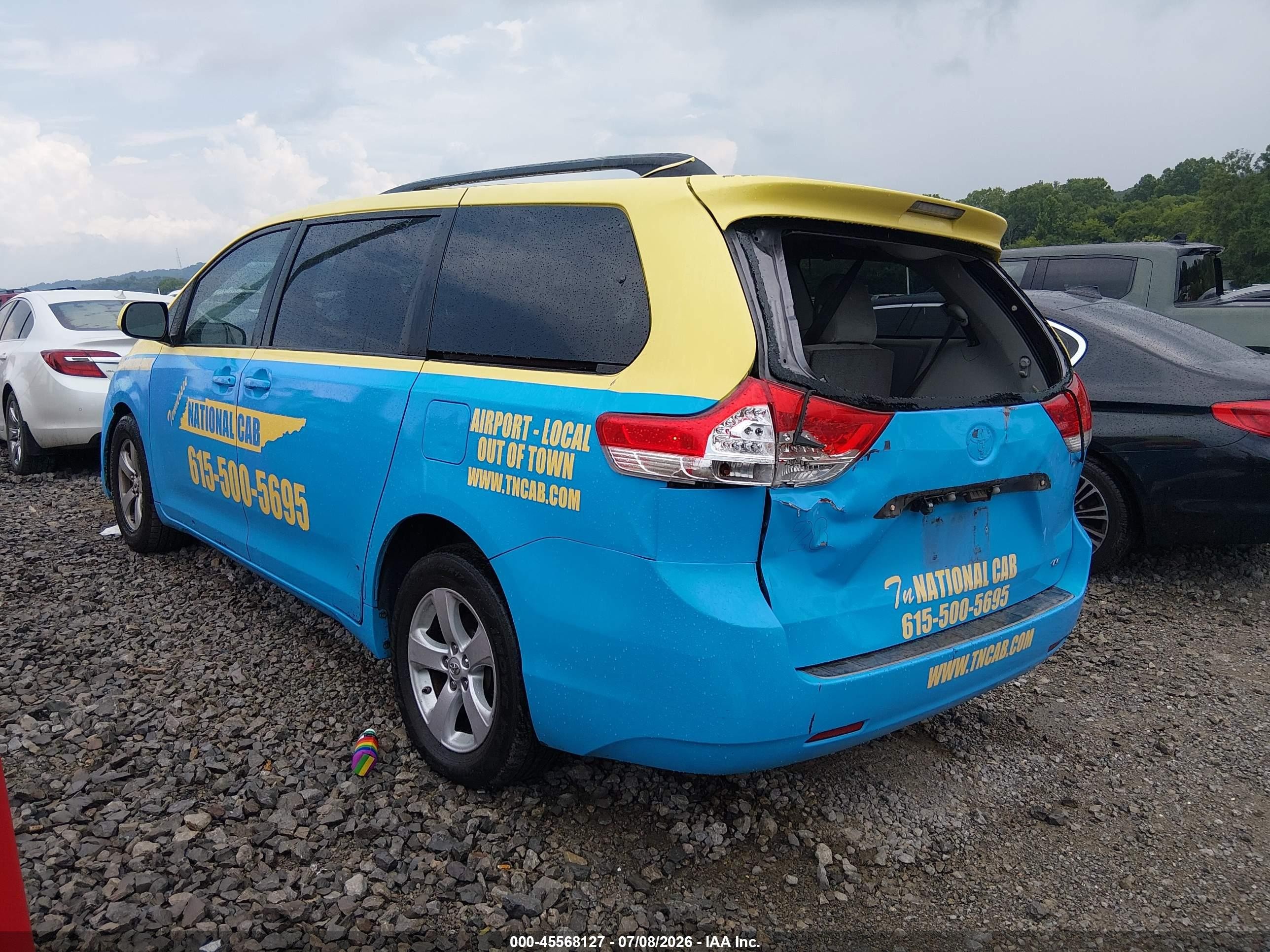 2011 Toyota Sienna Le V6 Yellow vin: 5TDKK3DC3BS036919