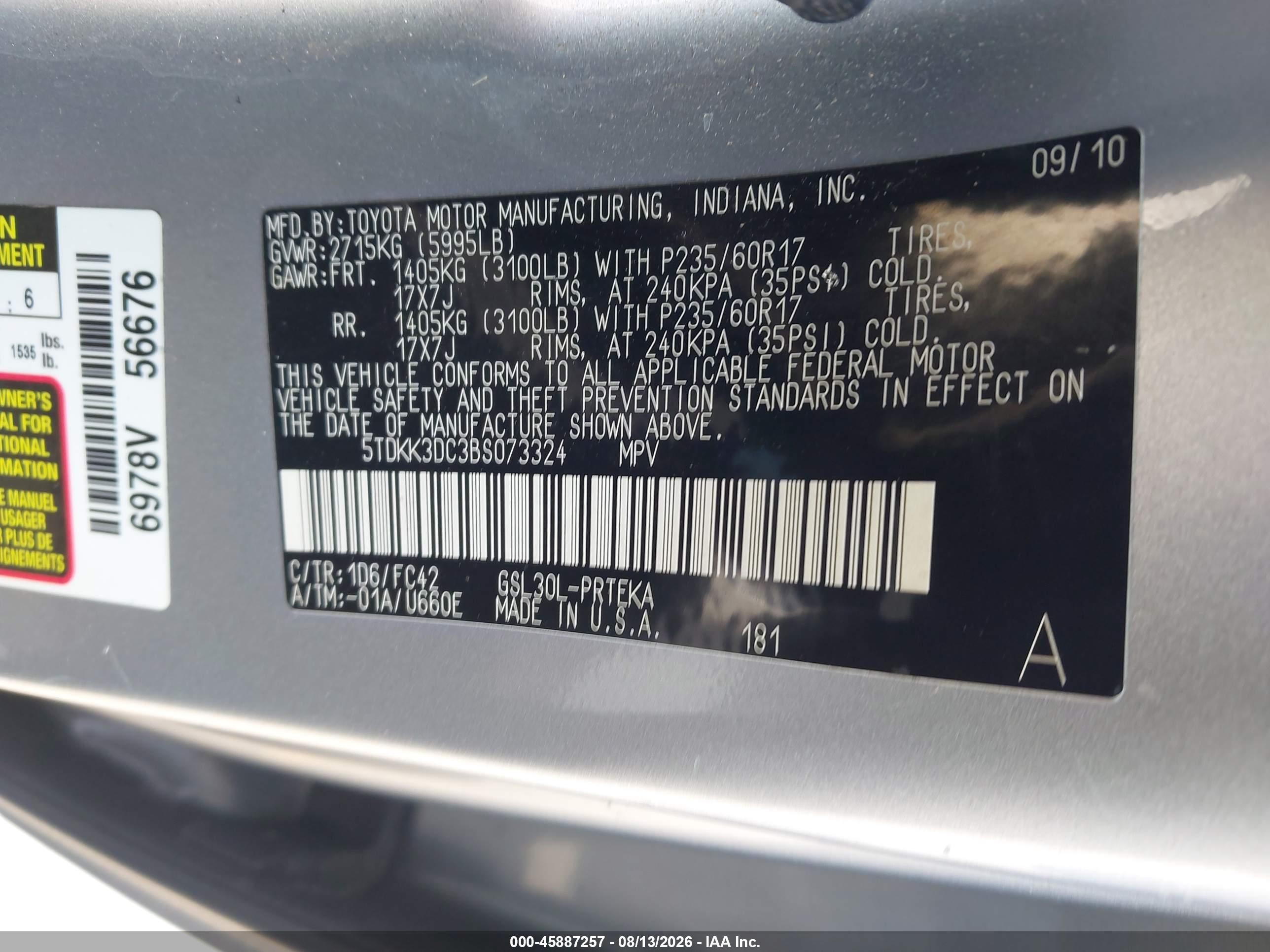 2011 Toyota Sienna Le V6 Серебряный vin: 5TDKK3DC3BS073324