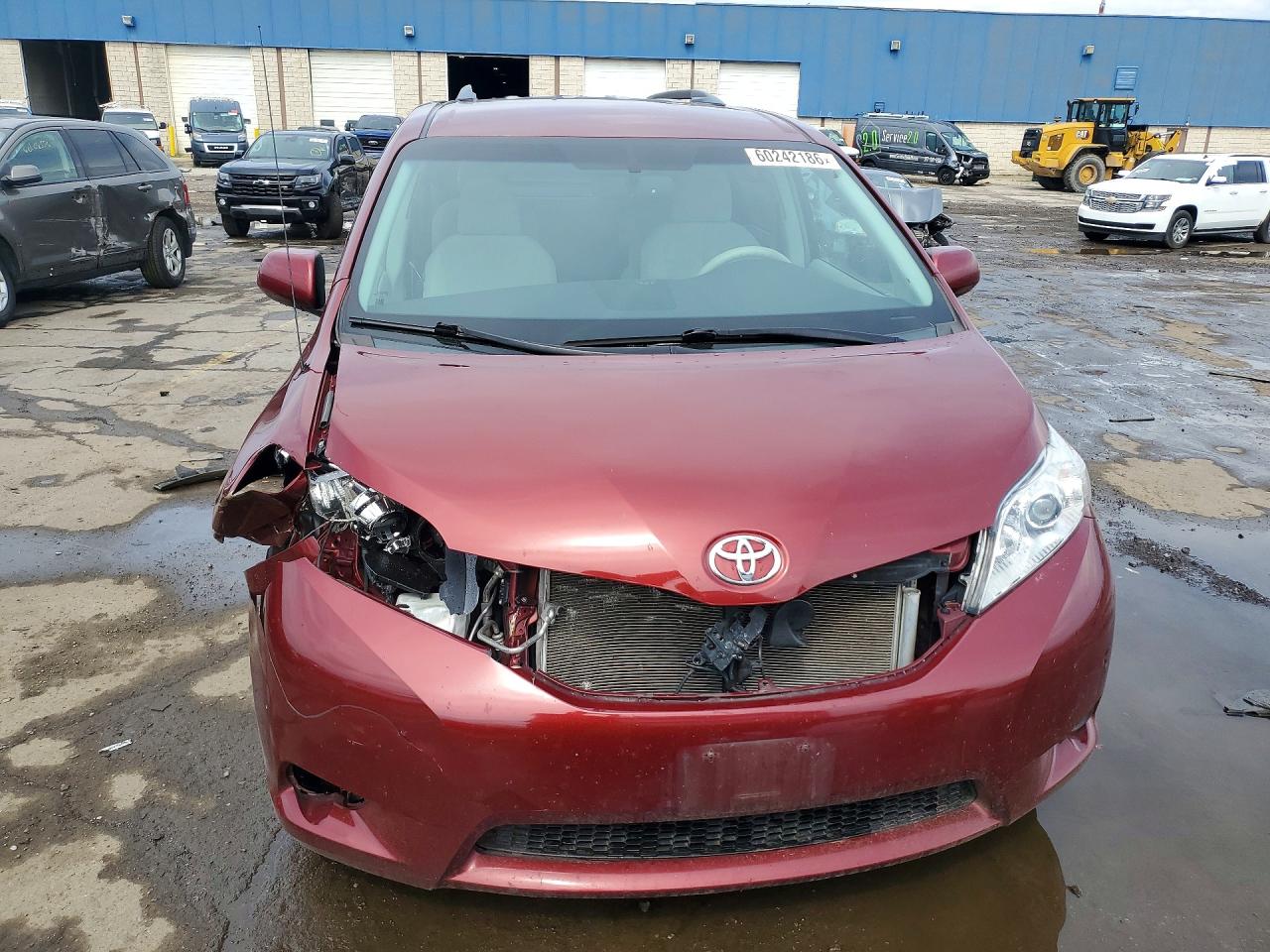 2011 Toyota Sienna Le Red vin: 5TDKK3DC3BS124367