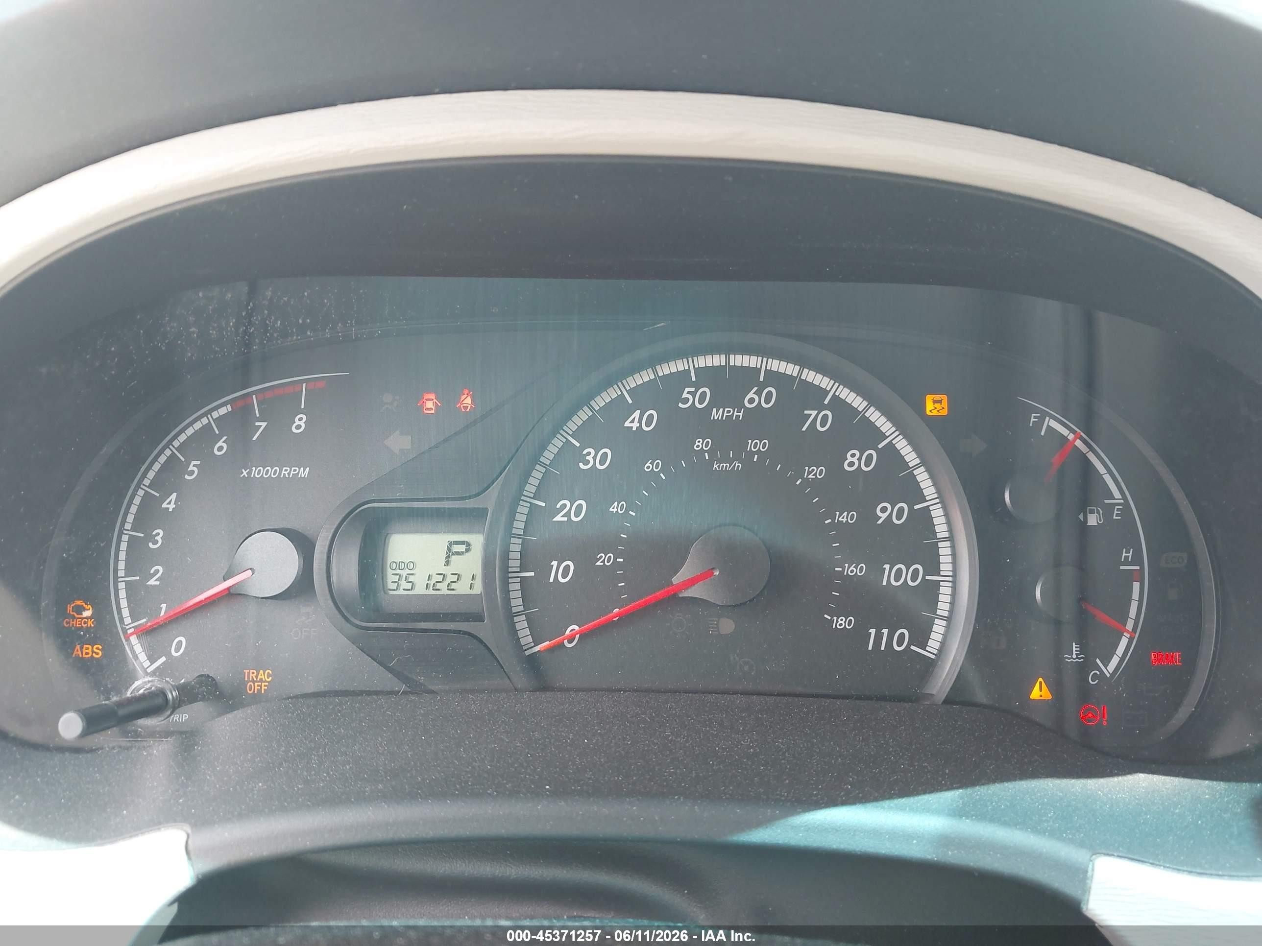 2012 Toyota Sienna Le V6 8 Passenger Зеленый vin: 5TDKK3DC3CS223790
