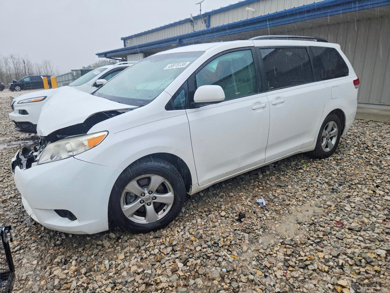 2013 Toyota Sienna Le Белый vin: 5TDKK3DC3DS308694