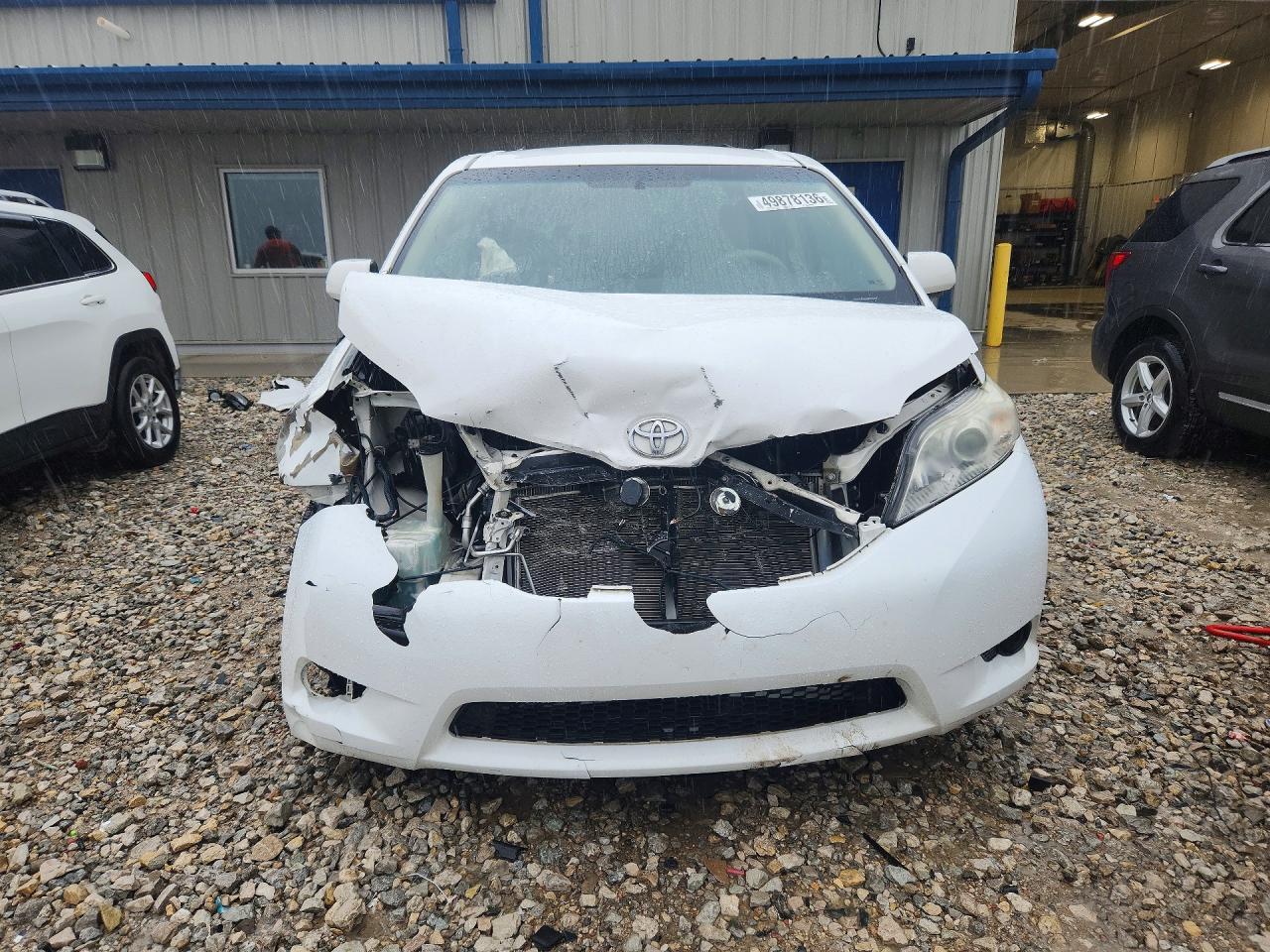 2013 Toyota Sienna Le White vin: 5TDKK3DC3DS308694