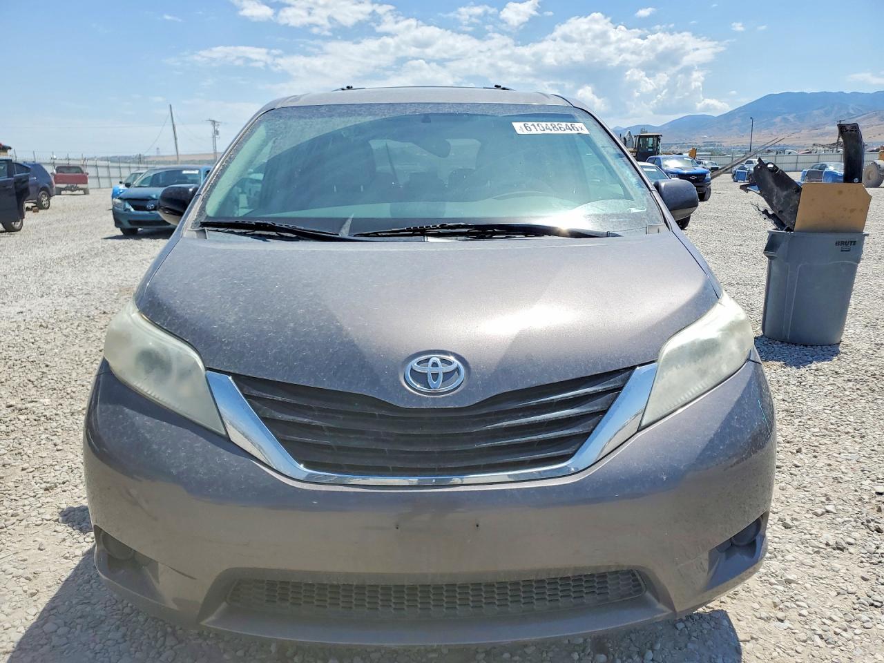 2013 Toyota Sienna Le Gray vin: 5TDKK3DC3DS331067