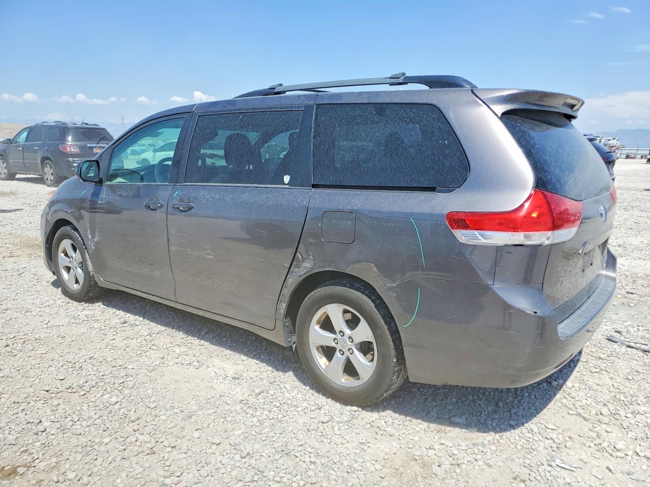 2013 Toyota Sienna Le Gray vin: 5TDKK3DC3DS331067