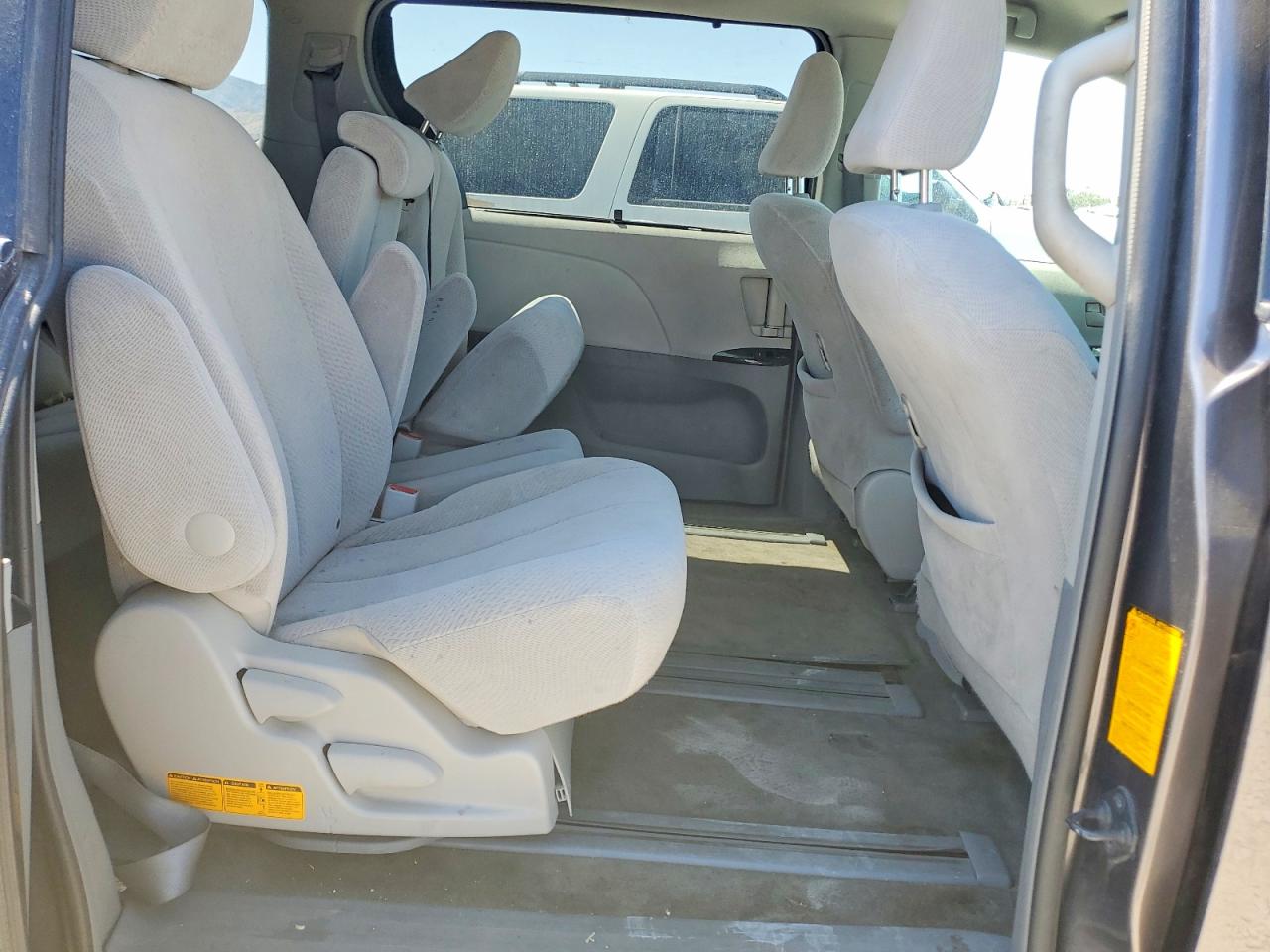 2013 Toyota Sienna Le Gray vin: 5TDKK3DC3DS331067