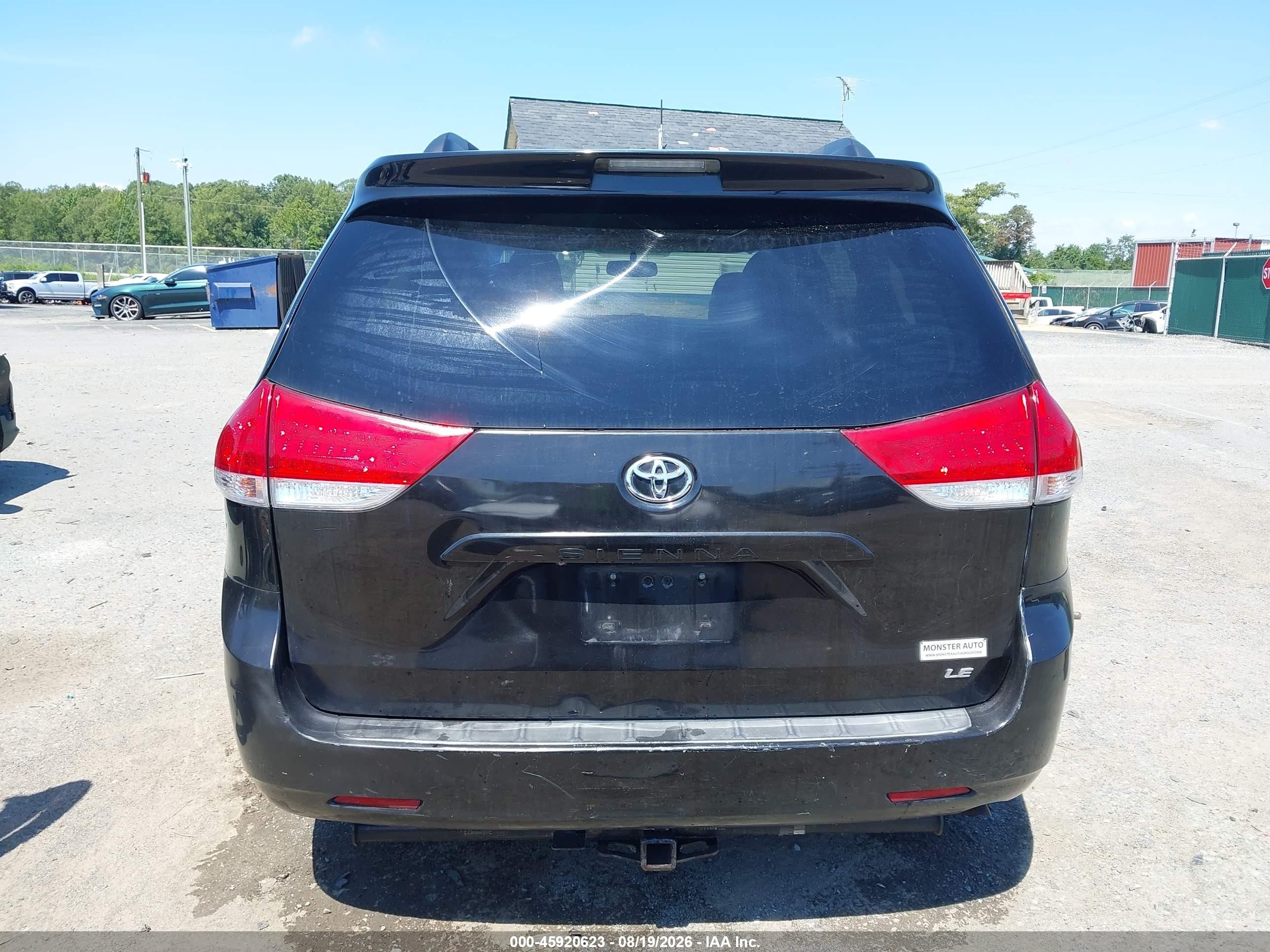 2013 Toyota Sienna Le V6 8 Passenger Black vin: 5TDKK3DC3DS362982