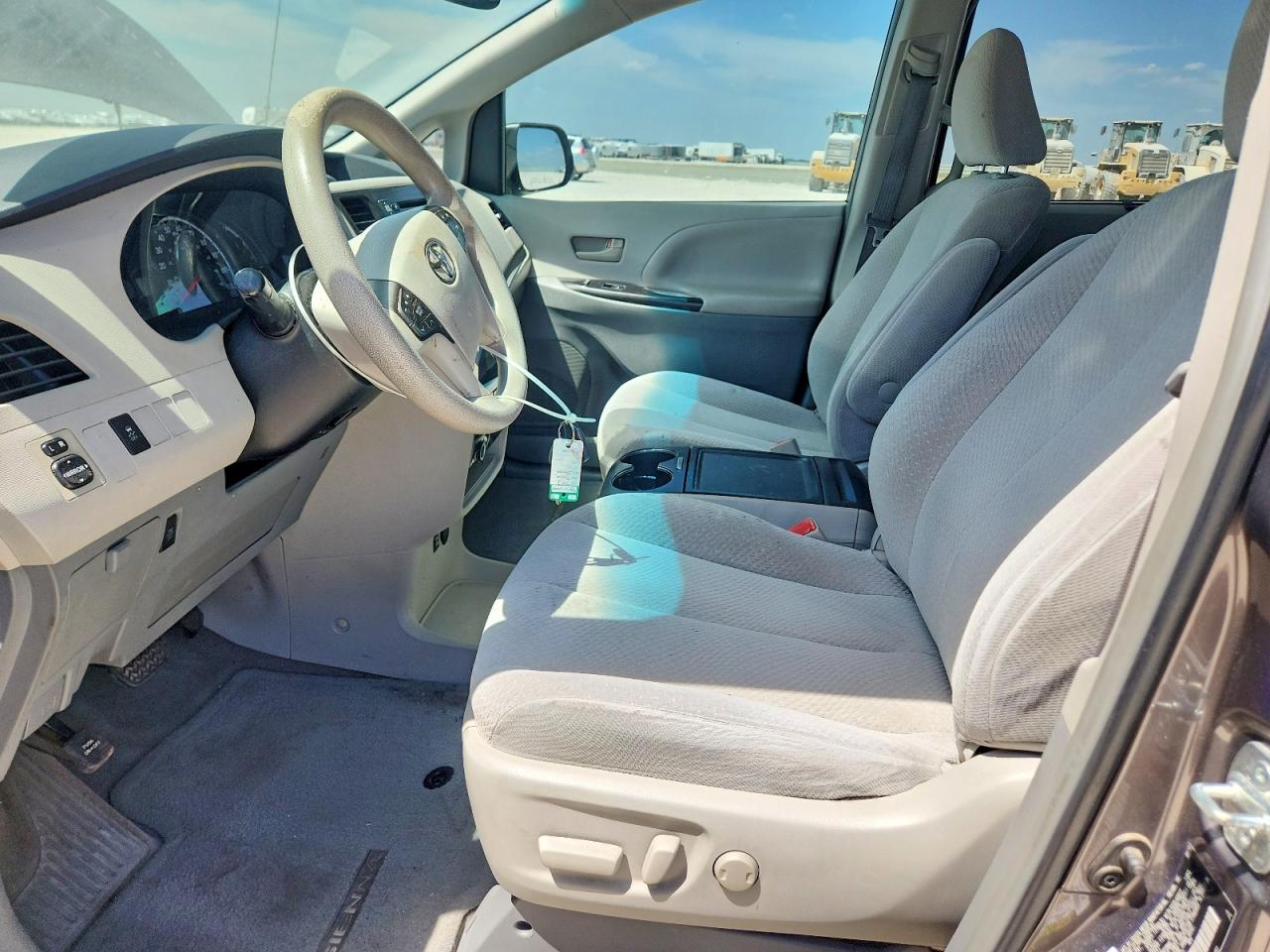 2013 Toyota Sienna Le Gray vin: 5TDKK3DC3DS377871