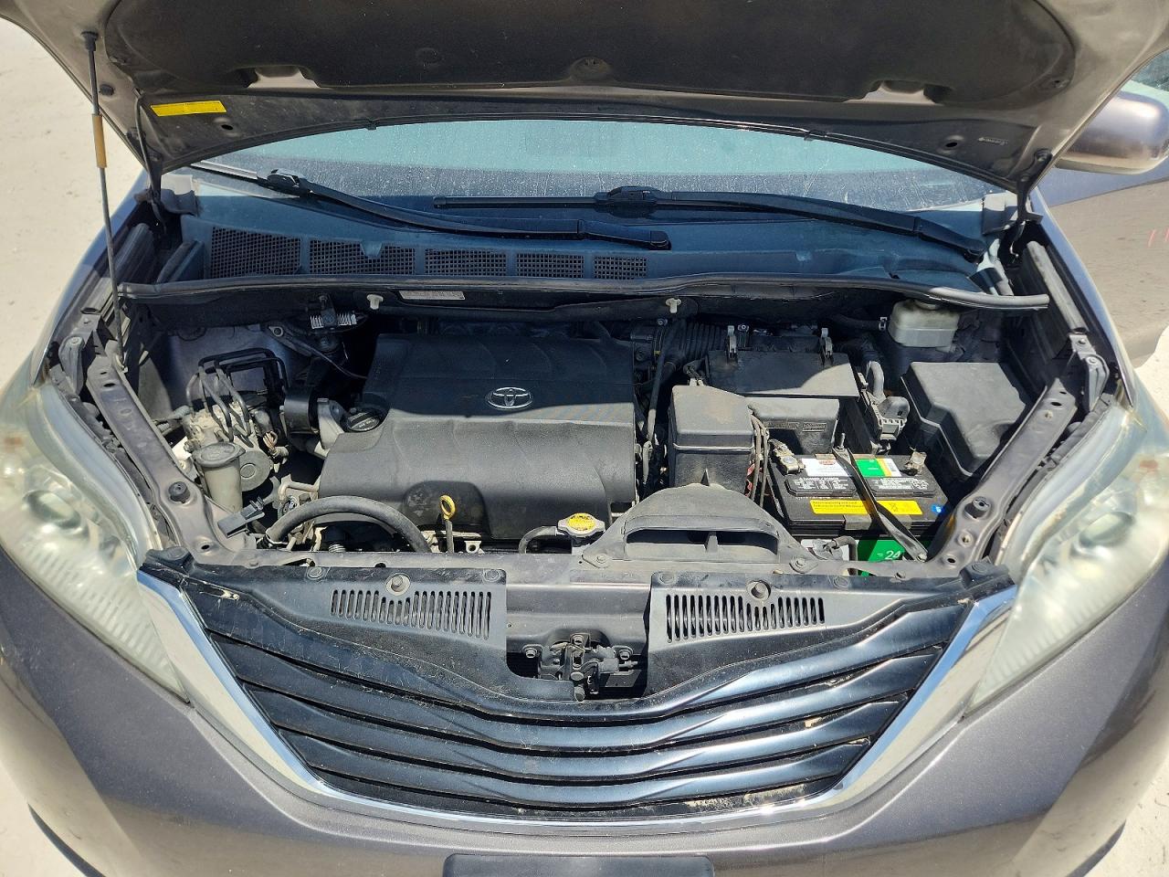 2013 Toyota Sienna Le Gray vin: 5TDKK3DC3DS377871