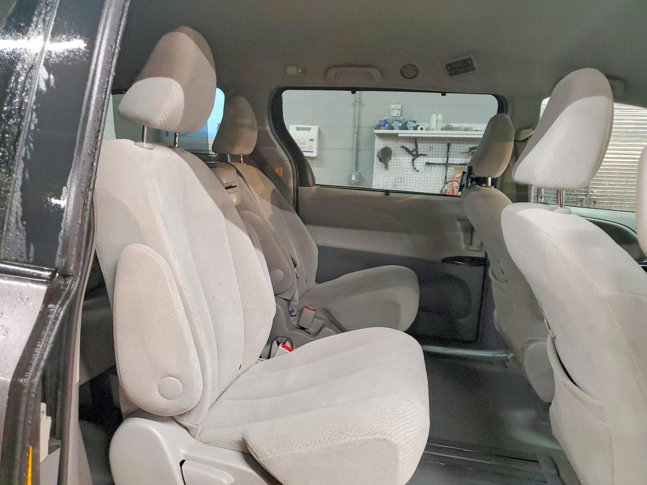 2013 Toyota Sienna Le Gray vin: 5TDKK3DC3DS389762