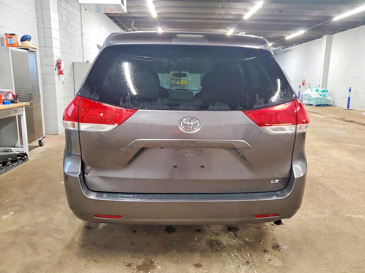 2013 Toyota Sienna Le Gray vin: 5TDKK3DC3DS389762
