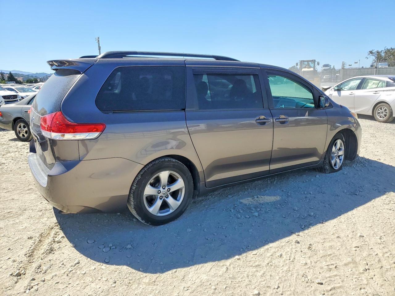 2013 Toyota Sienna Le Gray vin: 5TDKK3DC3DS397649