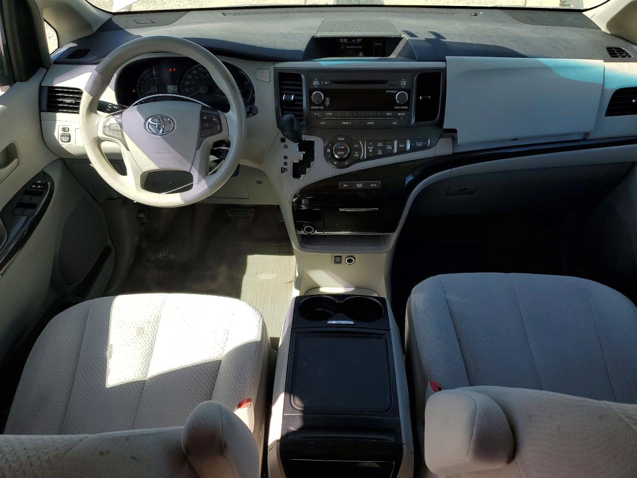 2013 Toyota Sienna Le Gray vin: 5TDKK3DC3DS397649