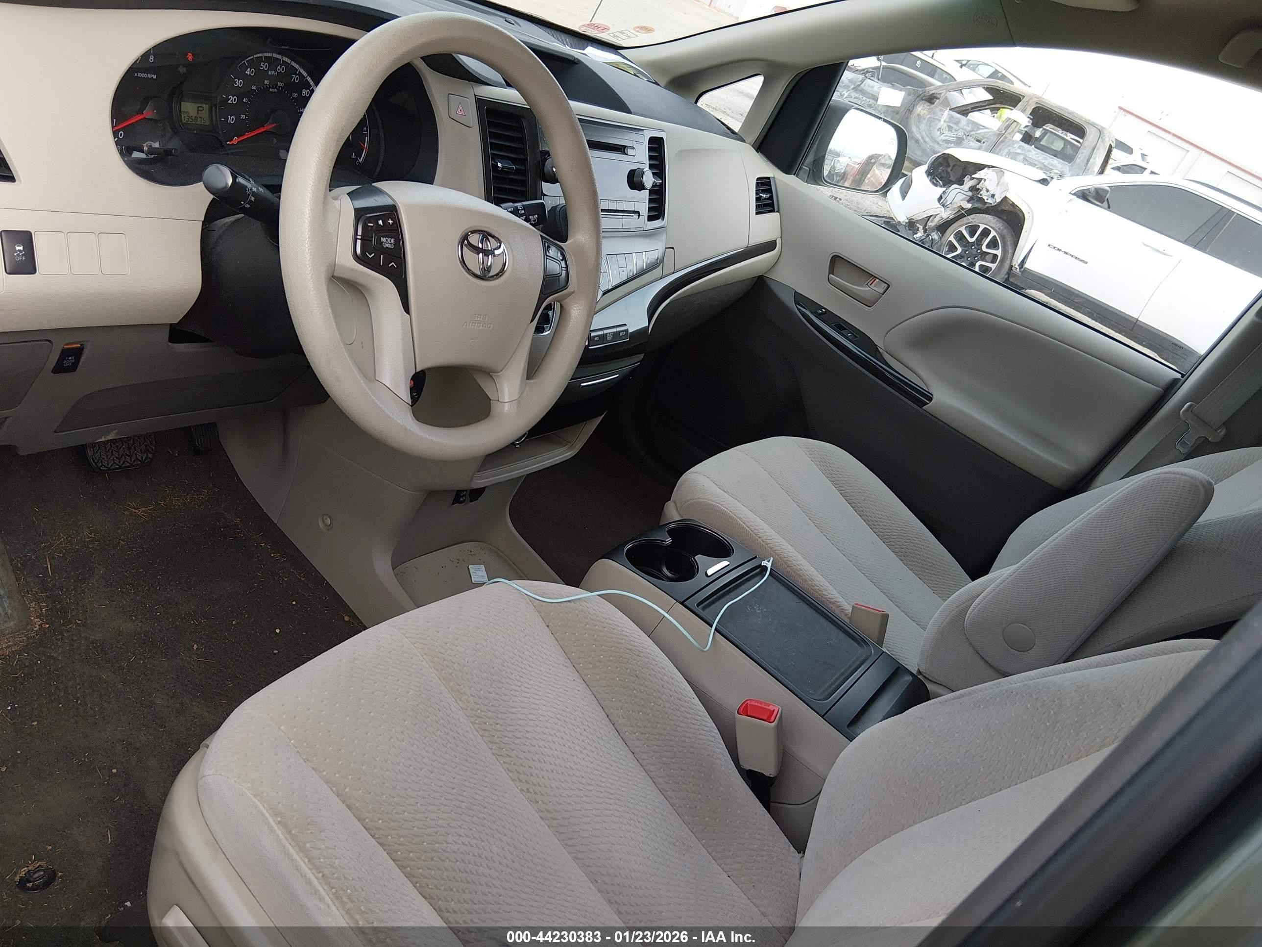 2014 Toyota Sienna Le V6 8 Passenger Gray vin: 5TDKK3DC3ES441232