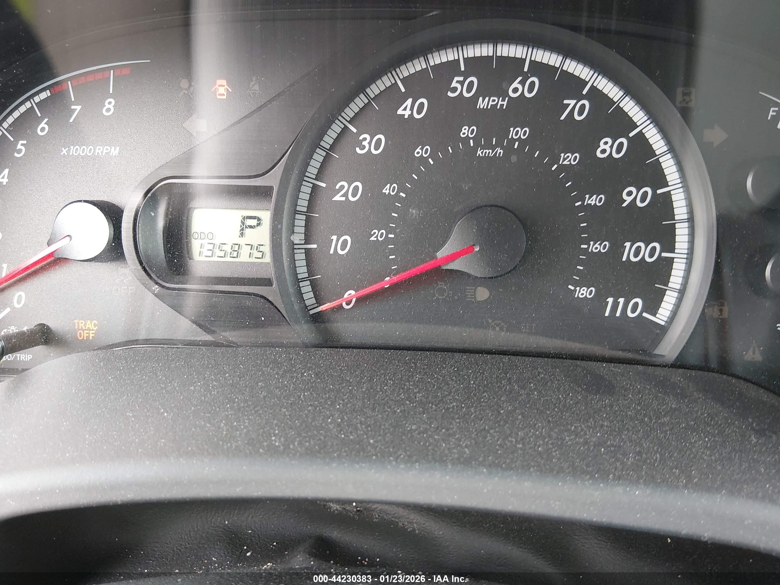 2014 Toyota Sienna Le V6 8 Passenger Gray vin: 5TDKK3DC3ES441232