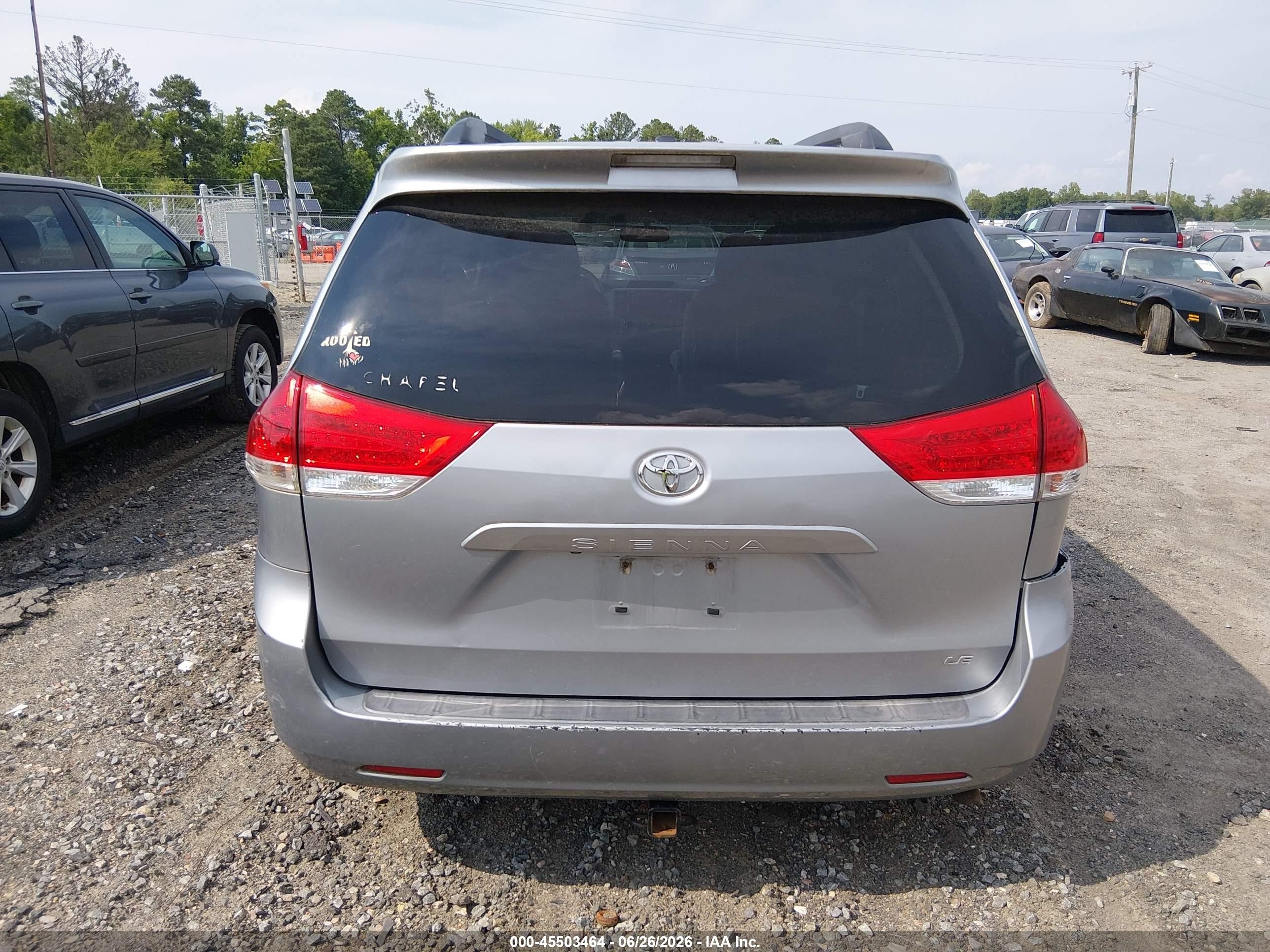 2014 Toyota Sienna Le V6 8 Passenger Gray vin: 5TDKK3DC3ES450979