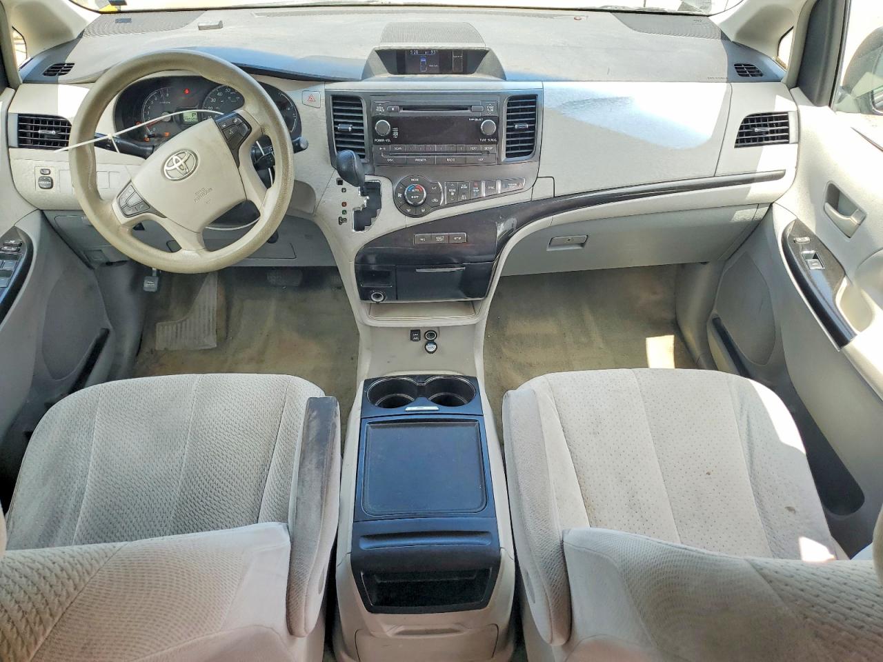 2014 Toyota Sienna Le Black vin: 5TDKK3DC3ES473999