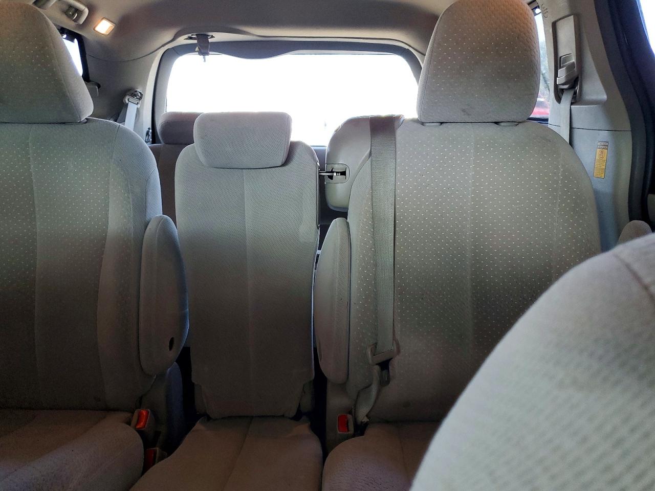 2014 Toyota Sienna Le Red vin: 5TDKK3DC3ES526684