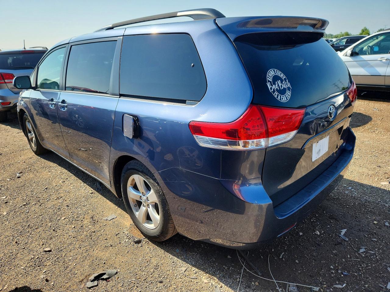 2014 Toyota Sienna Le Blue vin: 5TDKK3DC3ES526815