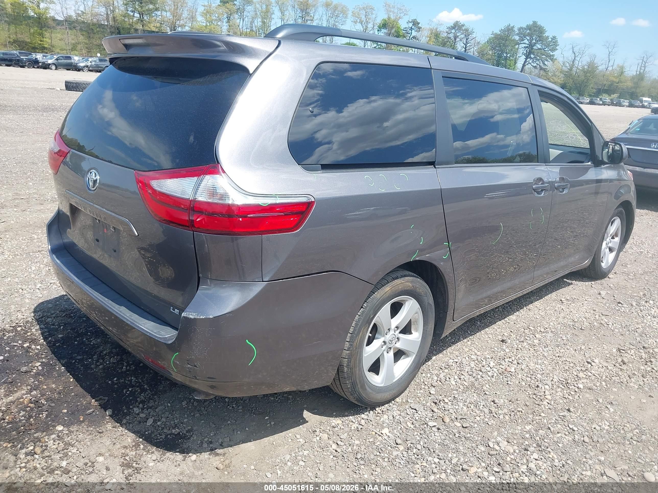 2015 Toyota Sienna Le 8 Passenger Gray vin: 5TDKK3DC3FS543132