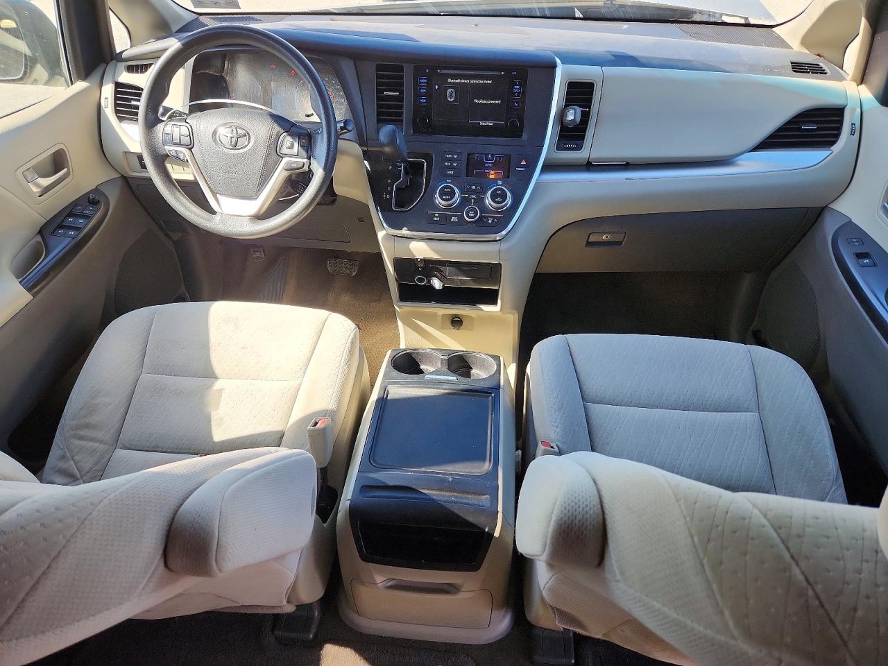 2015 Toyota Sienna Le Beige vin: 5TDKK3DC3FS647555