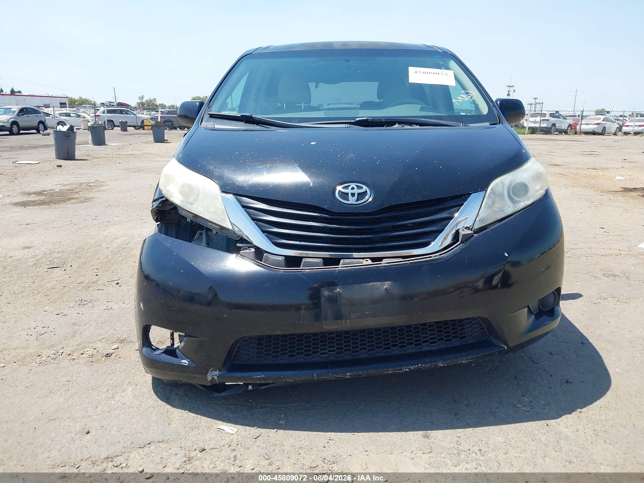 2011 Toyota Sienna Le V6 Black vin: 5TDKK3DC4BS076717