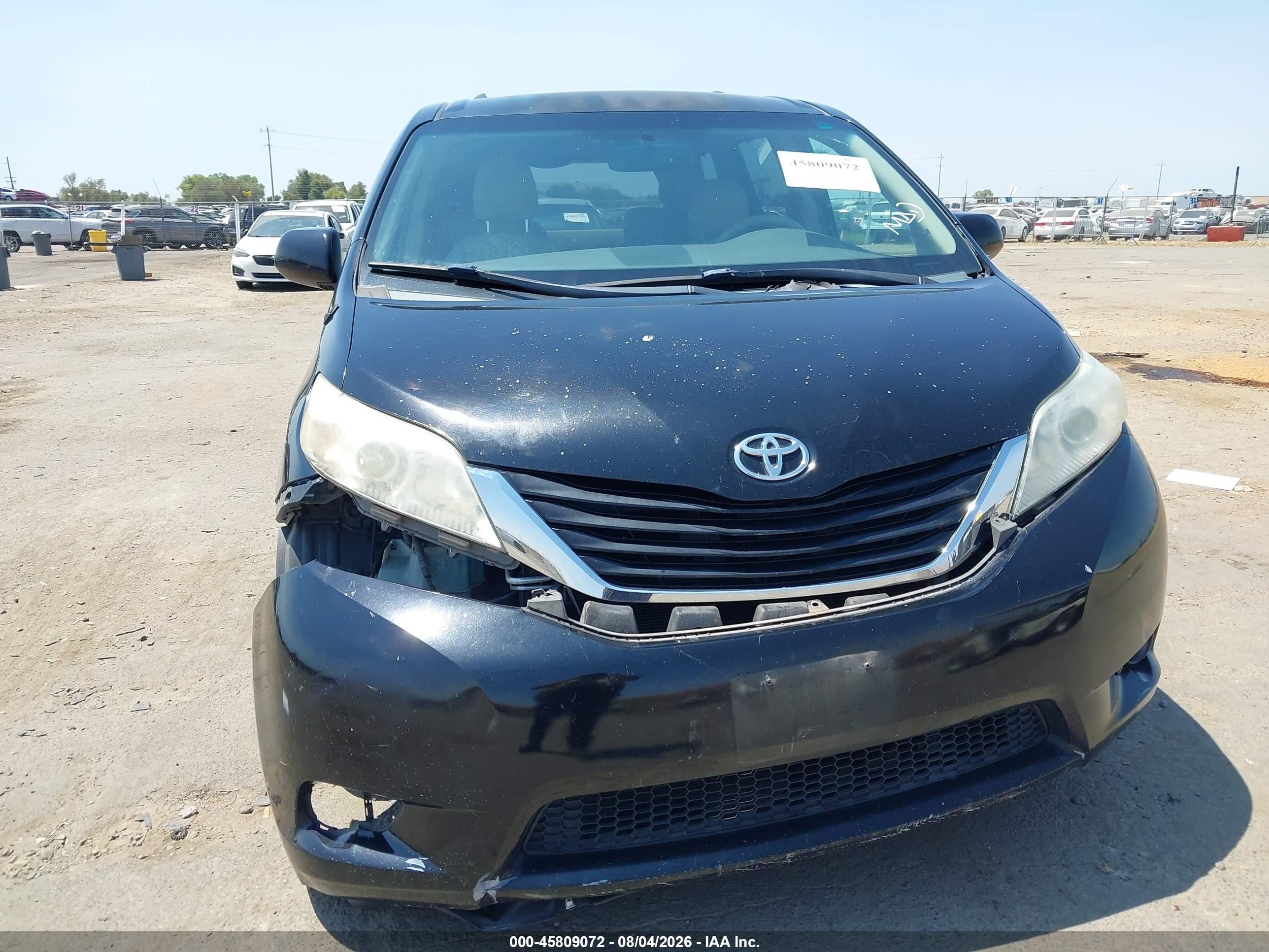 2011 Toyota Sienna Le V6 Black vin: 5TDKK3DC4BS076717