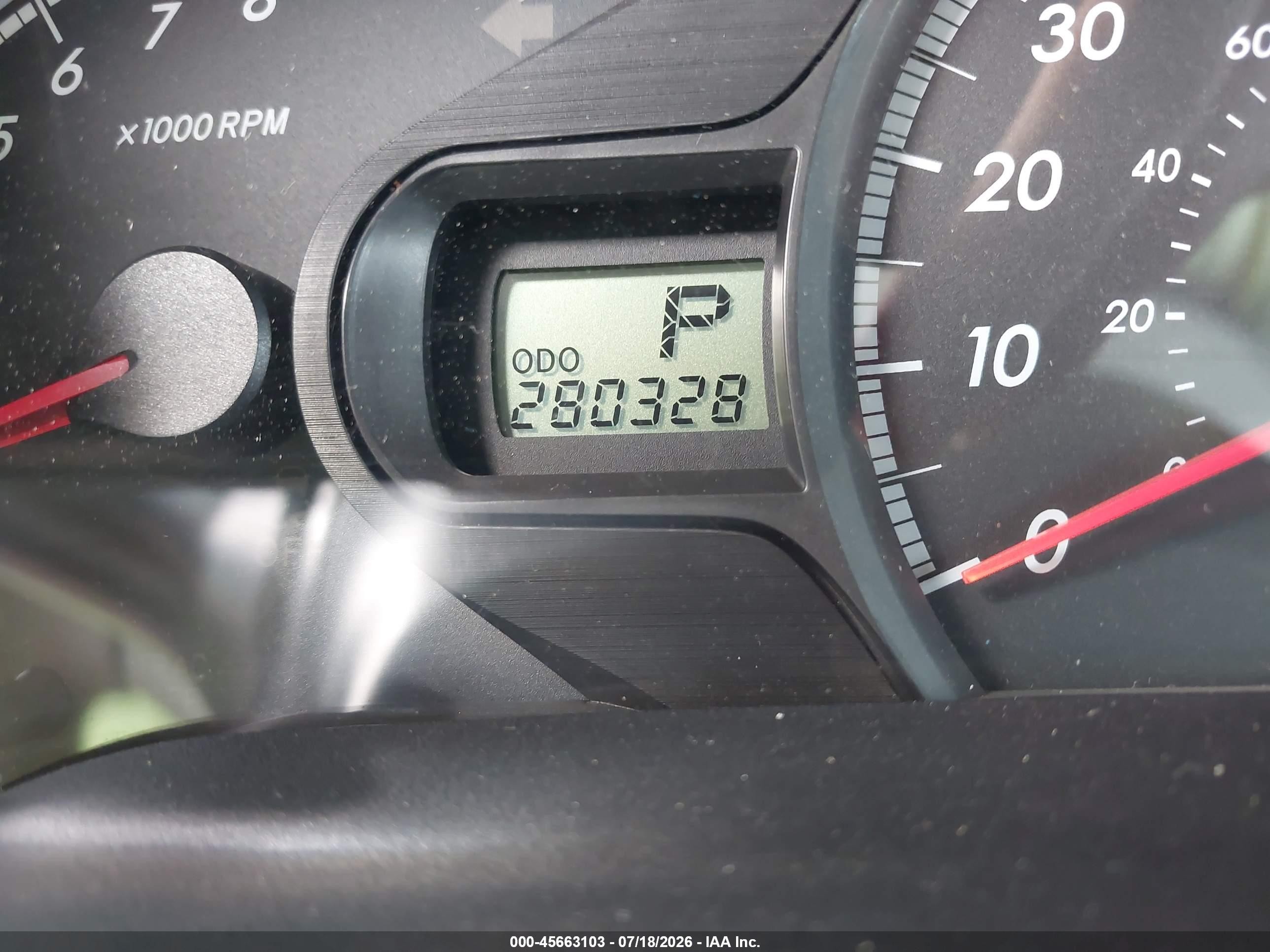 2011 Toyota Sienna Le V6 Gray vin: 5TDKK3DC4BS085093