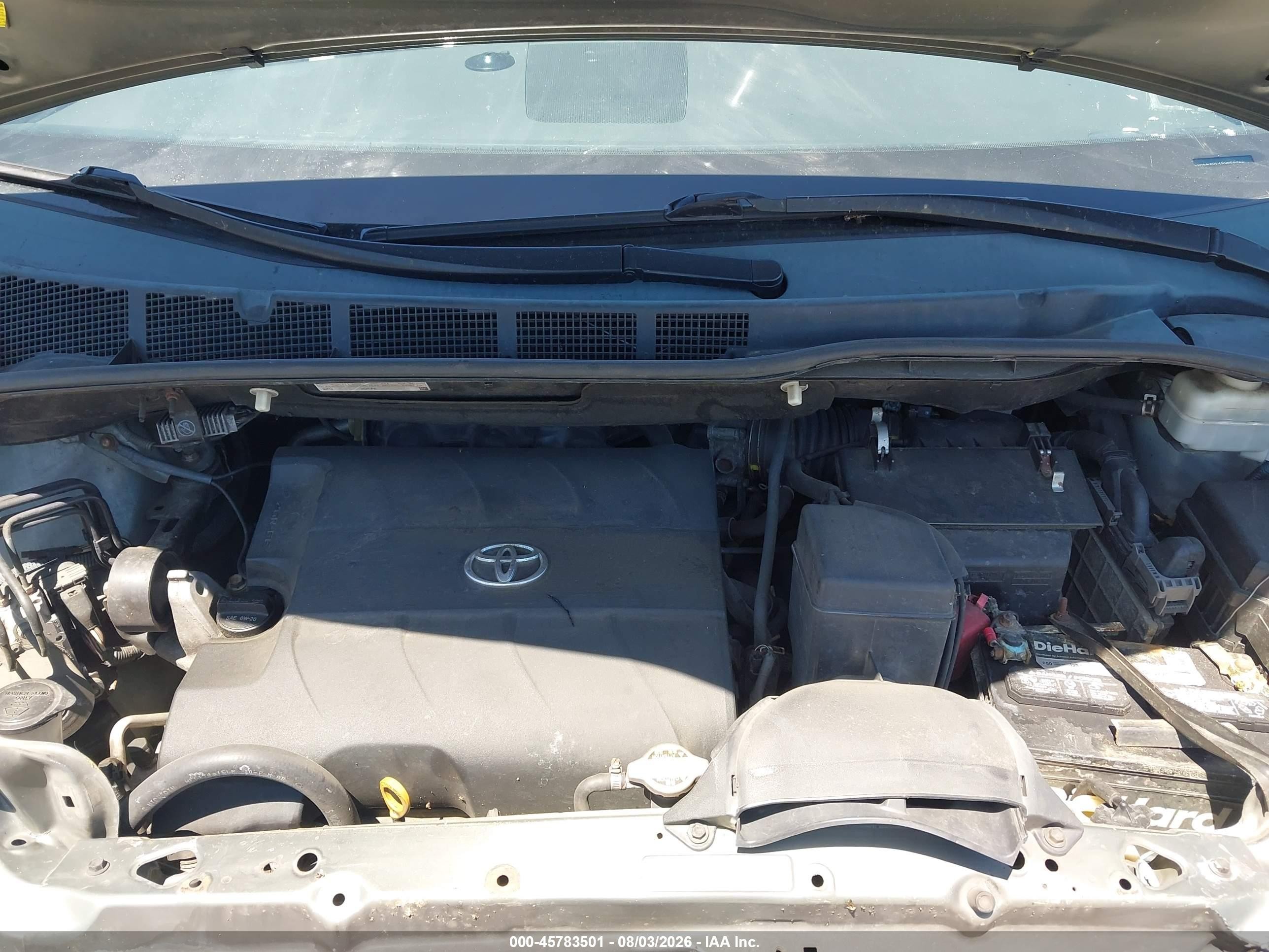 2011 Toyota Sienna Le V6 Brown vin: 5TDKK3DC4BS098488