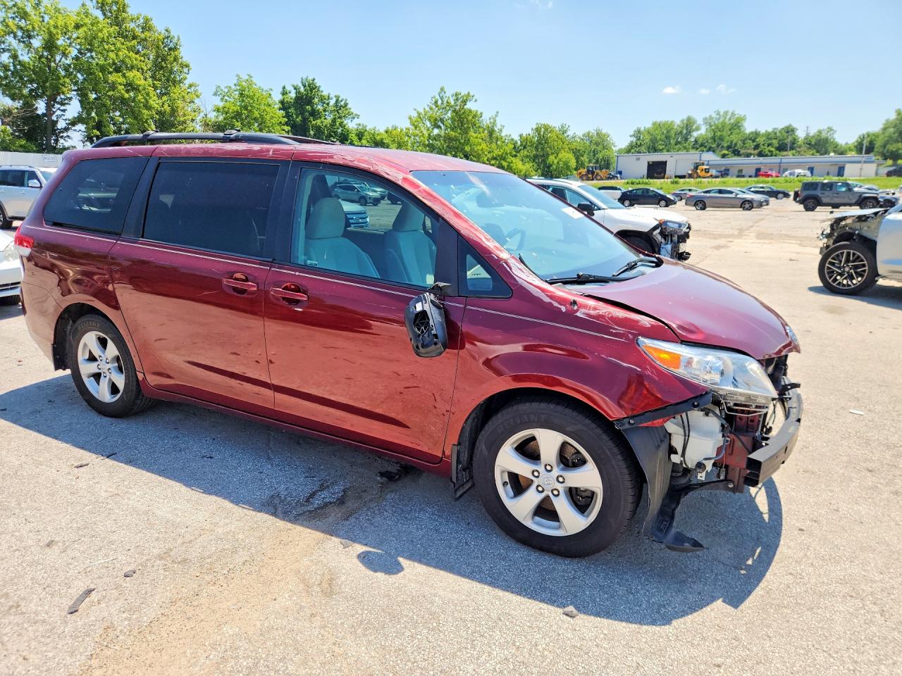 2011 Toyota Sienna Le Maroon vin: 5TDKK3DC4BS130260
