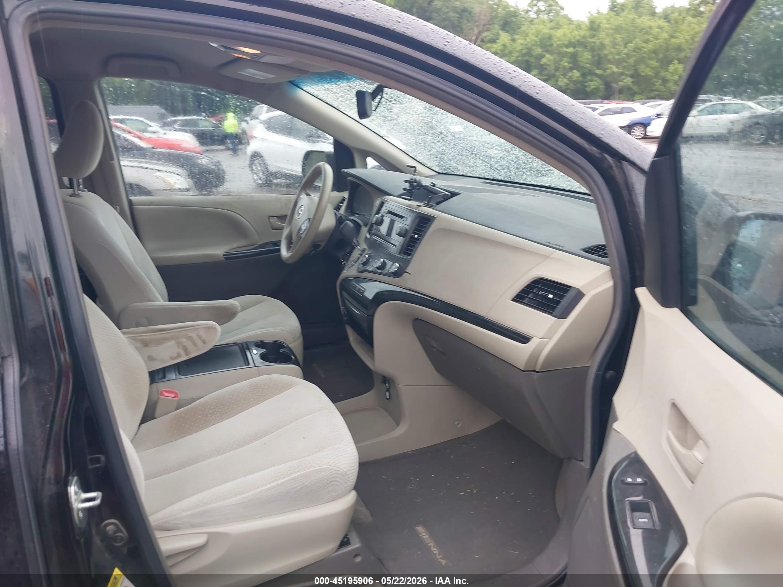 2012 Toyota Sienna Le V6 8 Passenger Black vin: 5TDKK3DC4CS183493