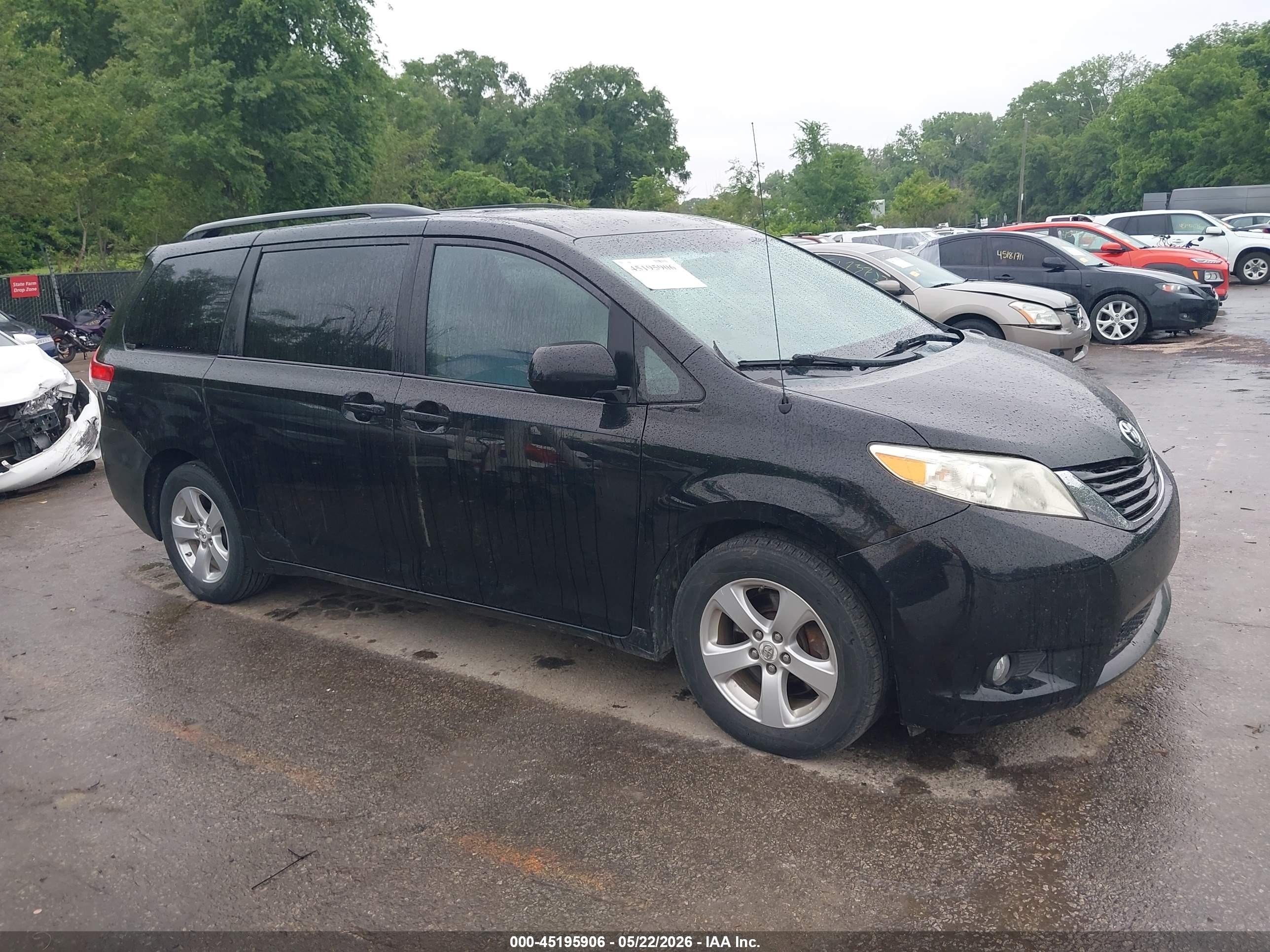 2012 Toyota Sienna Le V6 8 Passenger Black vin: 5TDKK3DC4CS183493