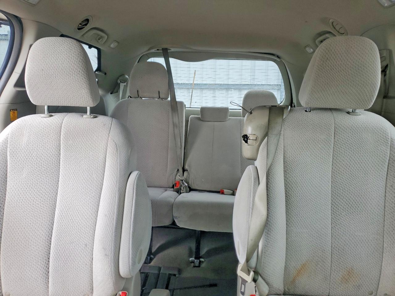2012 Toyota Sienna Le Gold vin: 5TDKK3DC4CS194512