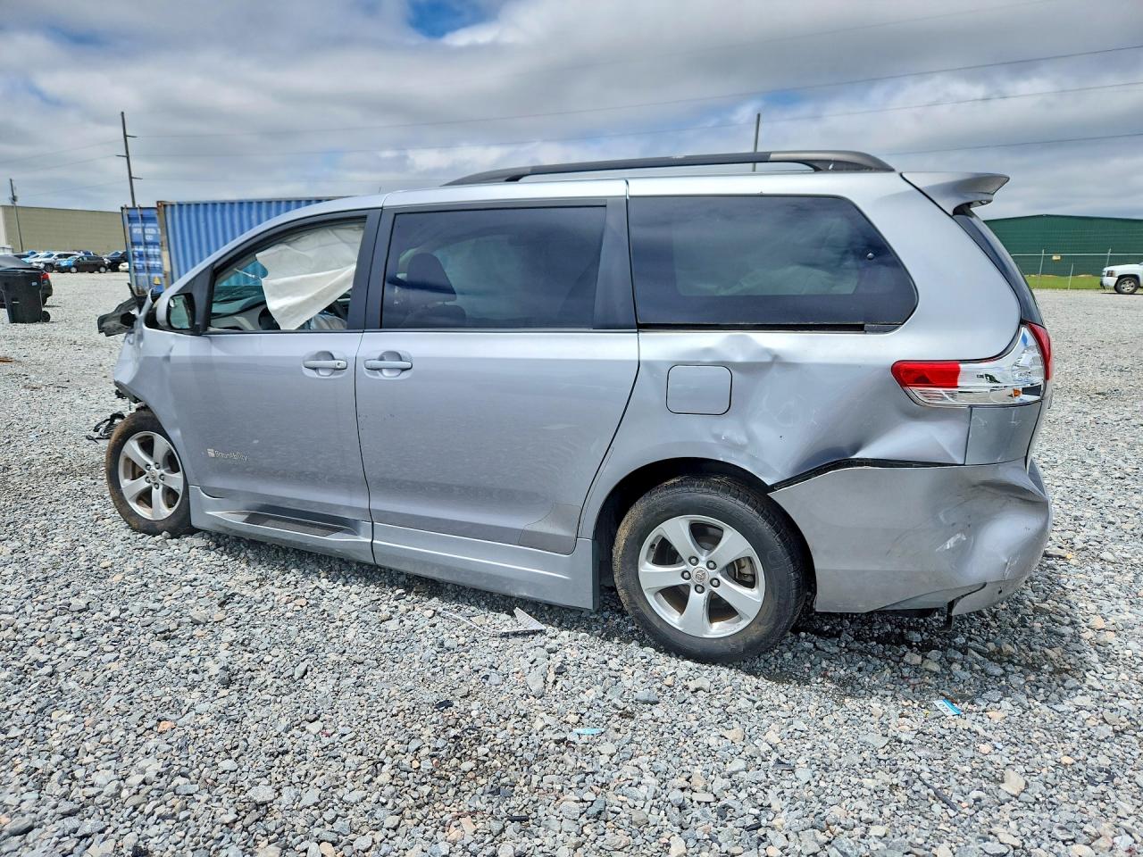 2012 Toyota Sienna Le Silver vin: 5TDKK3DC4CS226357
