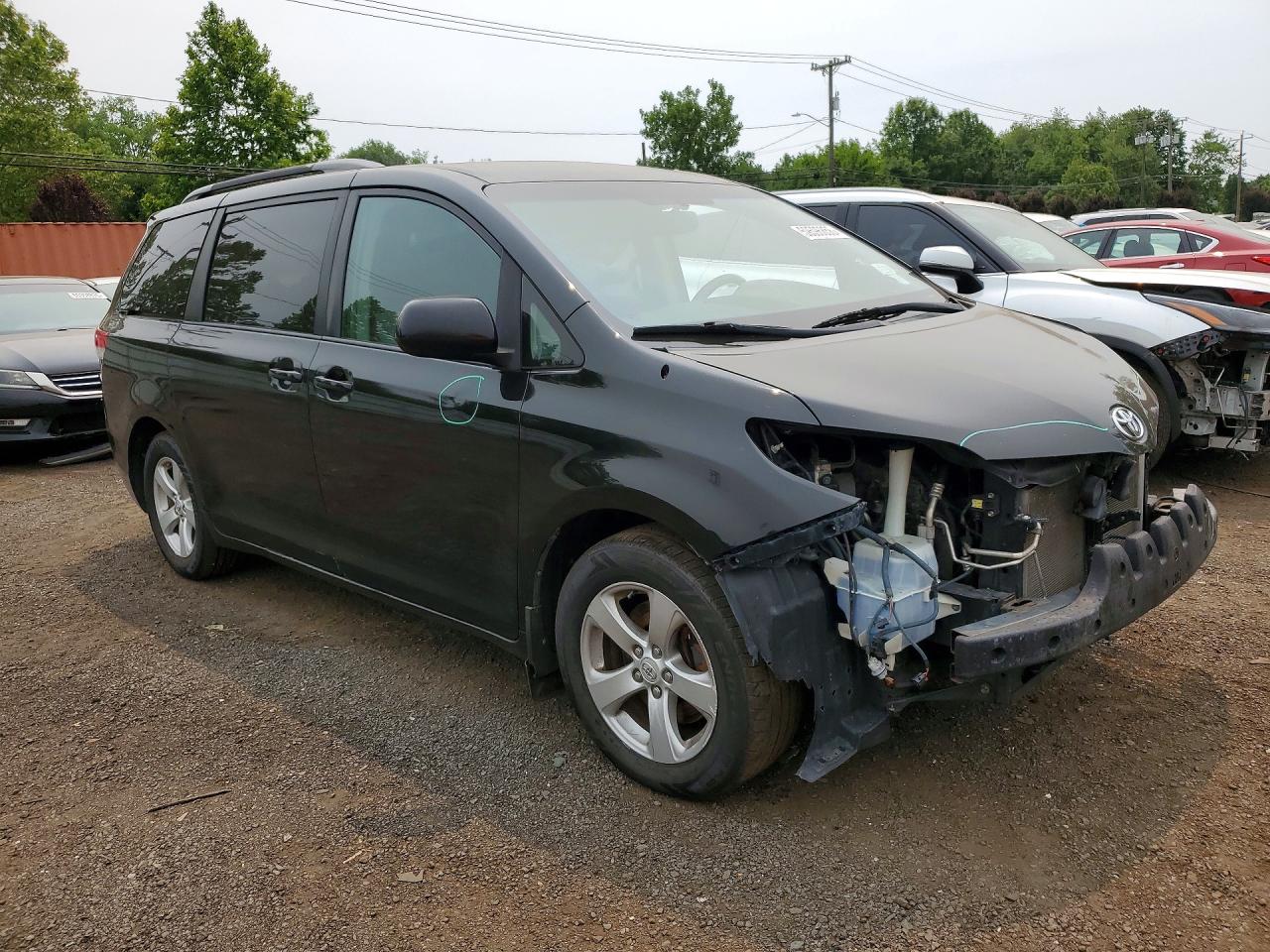 2012 Toyota Sienna Le Black vin: 5TDKK3DC4CS231591