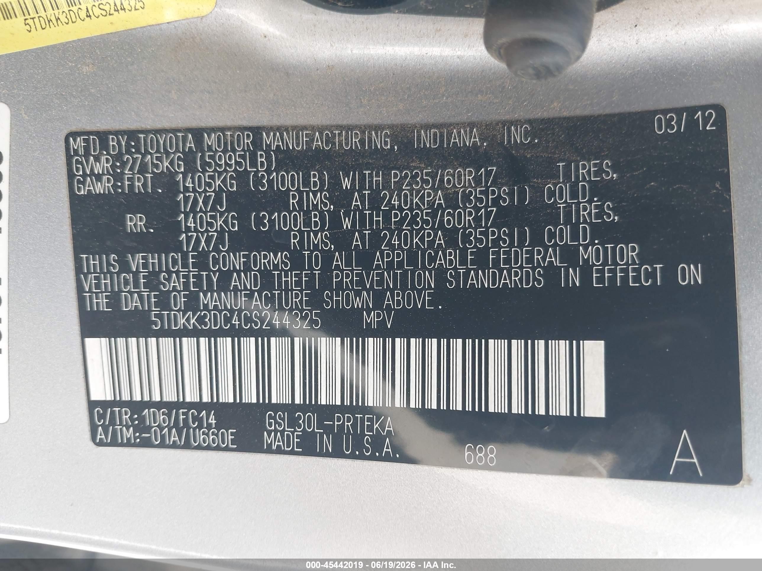 2012 Toyota Sienna Le V6 8 Passenger Silver vin: 5TDKK3DC4CS244325