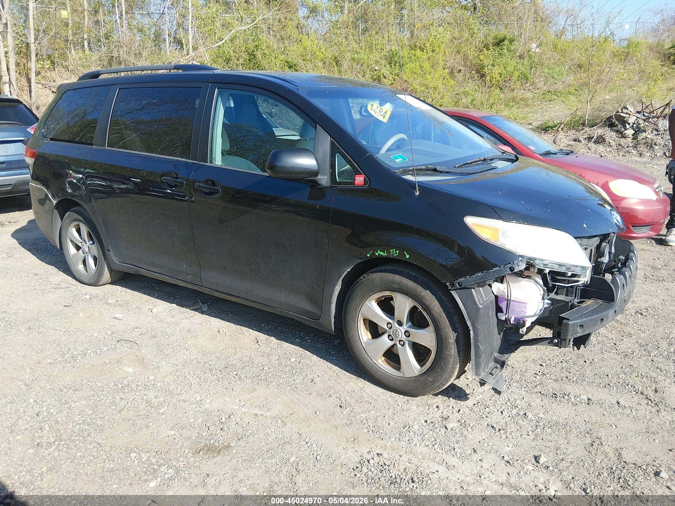 2012 Toyota Sienna Le V6 8 Passenger Black vin: 5TDKK3DC4CS253591