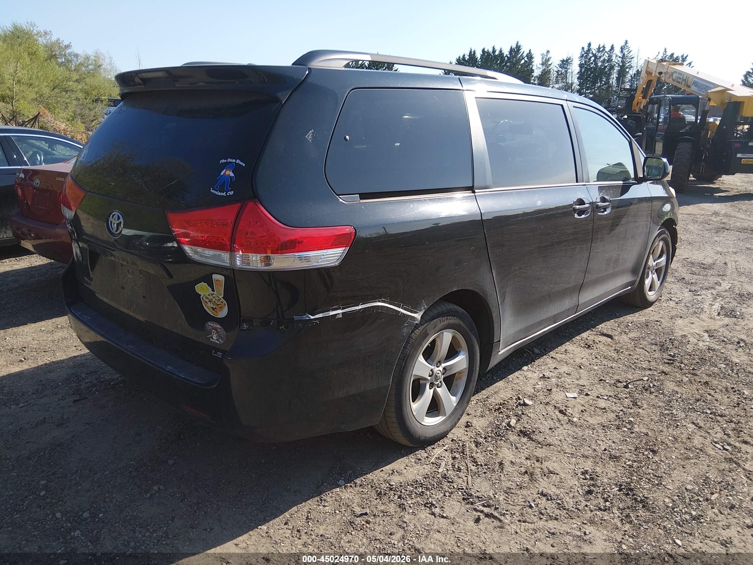 2012 Toyota Sienna Le V6 8 Passenger Черный vin: 5TDKK3DC4CS253591
