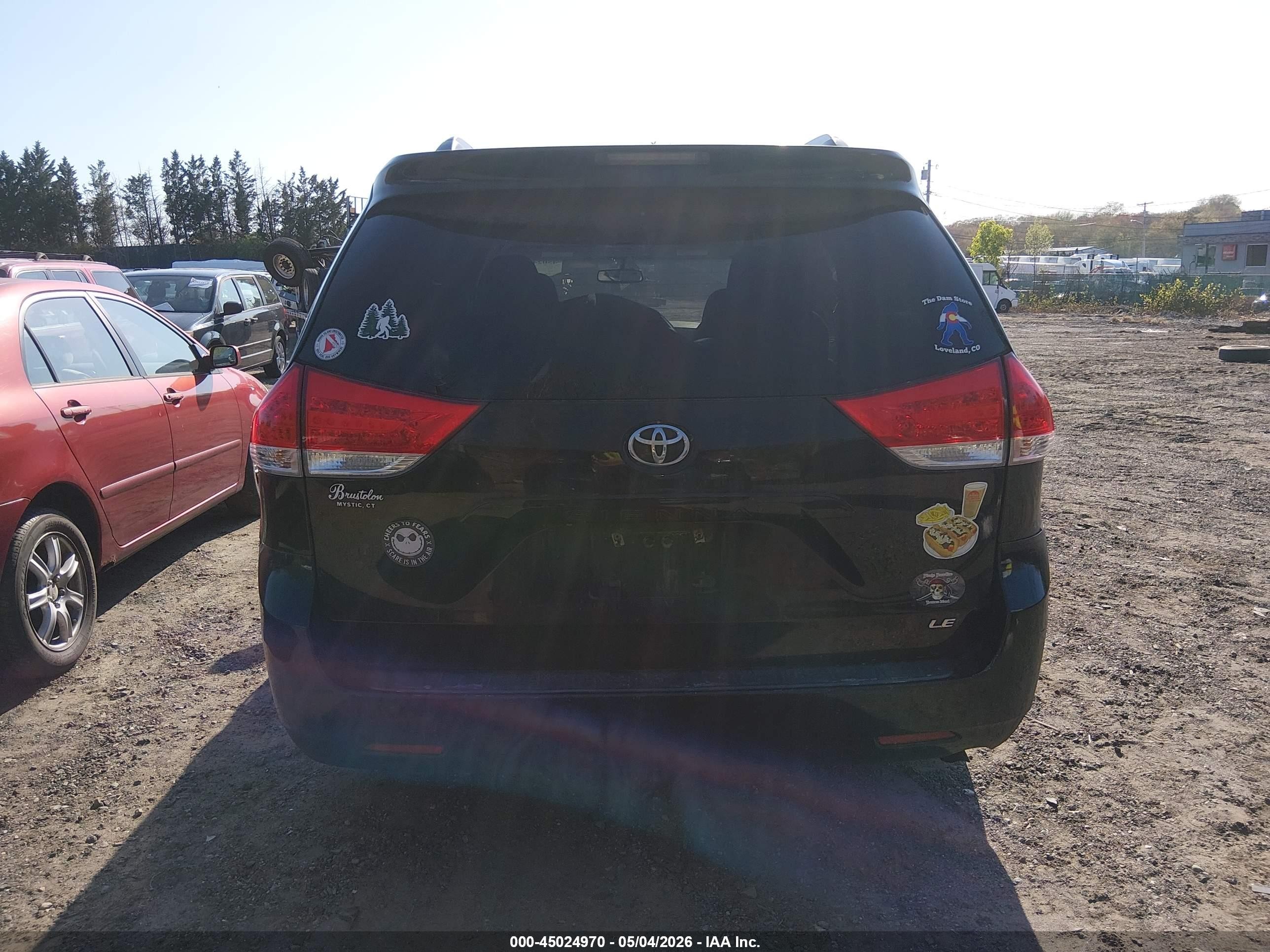 2012 Toyota Sienna Le V6 8 Passenger Черный vin: 5TDKK3DC4CS253591