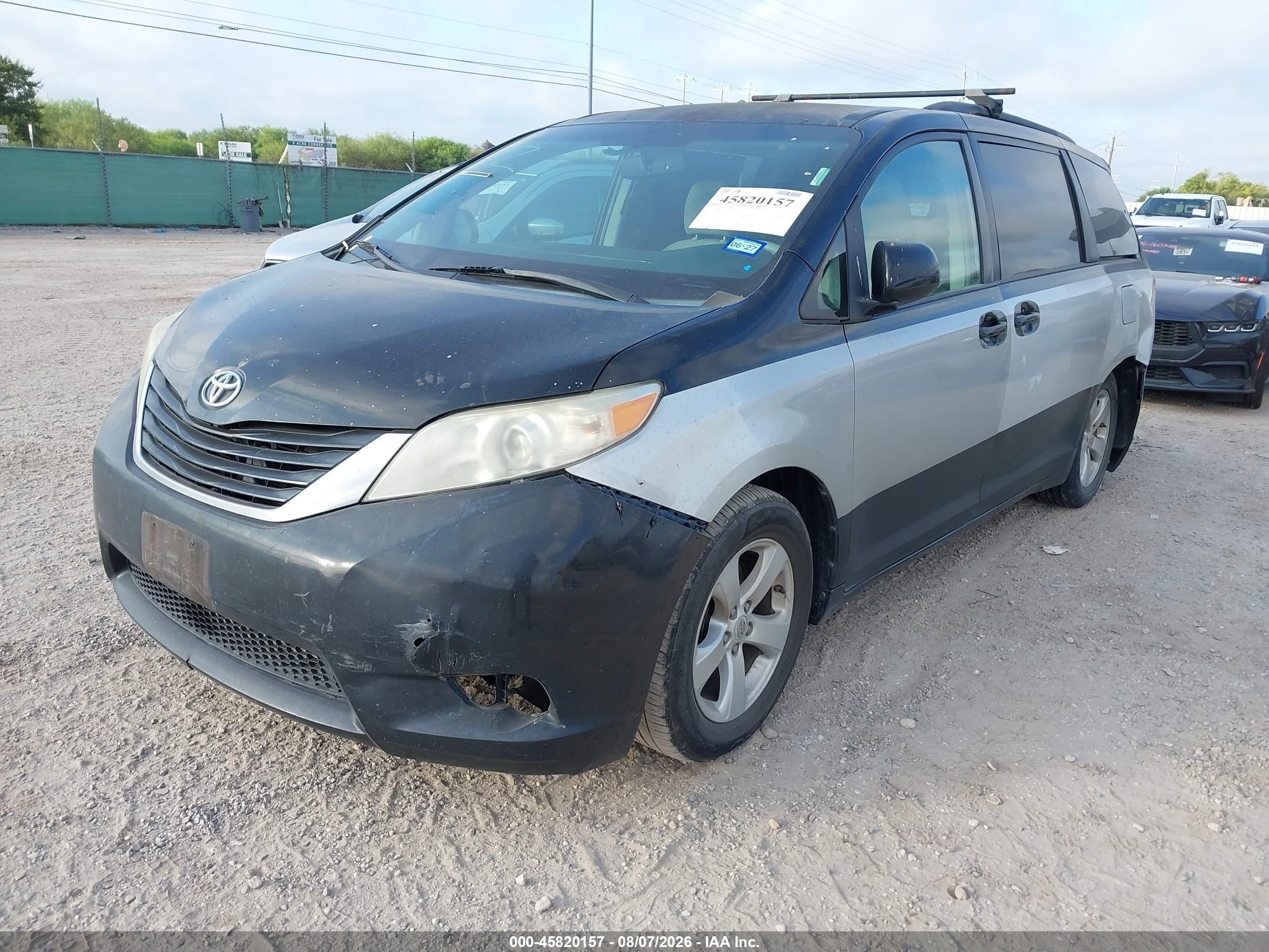 2012 Toyota Sienna Le V6 8 Passenger Black vin: 5TDKK3DC4CS268012