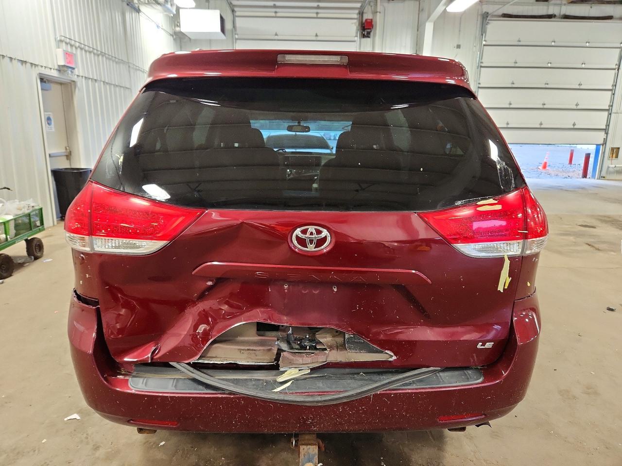2013 Toyota Sienna Le Red vin: 5TDKK3DC4DS386840