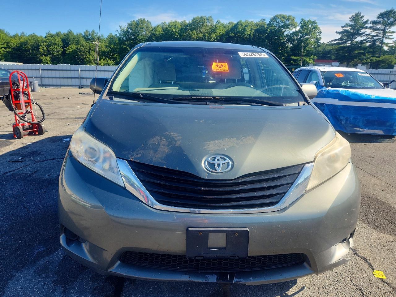 2013 Toyota Sienna Le Зеленый vin: 5TDKK3DC4DS397630