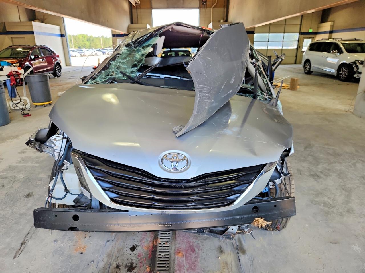 2013 Toyota Sienna Le Gray vin: 5TDKK3DC4DS398048