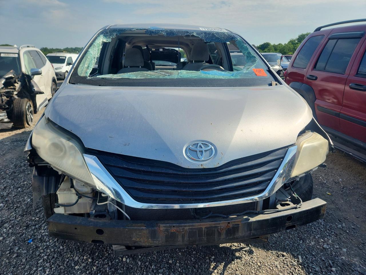 2014 Toyota Sienna Le Silver vin: 5TDKK3DC4ES406649