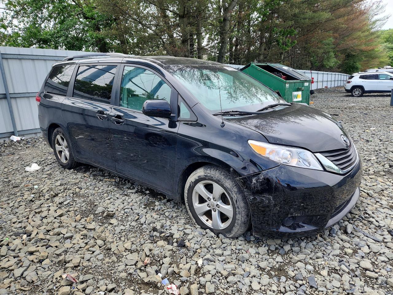 2014 Toyota Sienna Le Black vin: 5TDKK3DC4ES417117