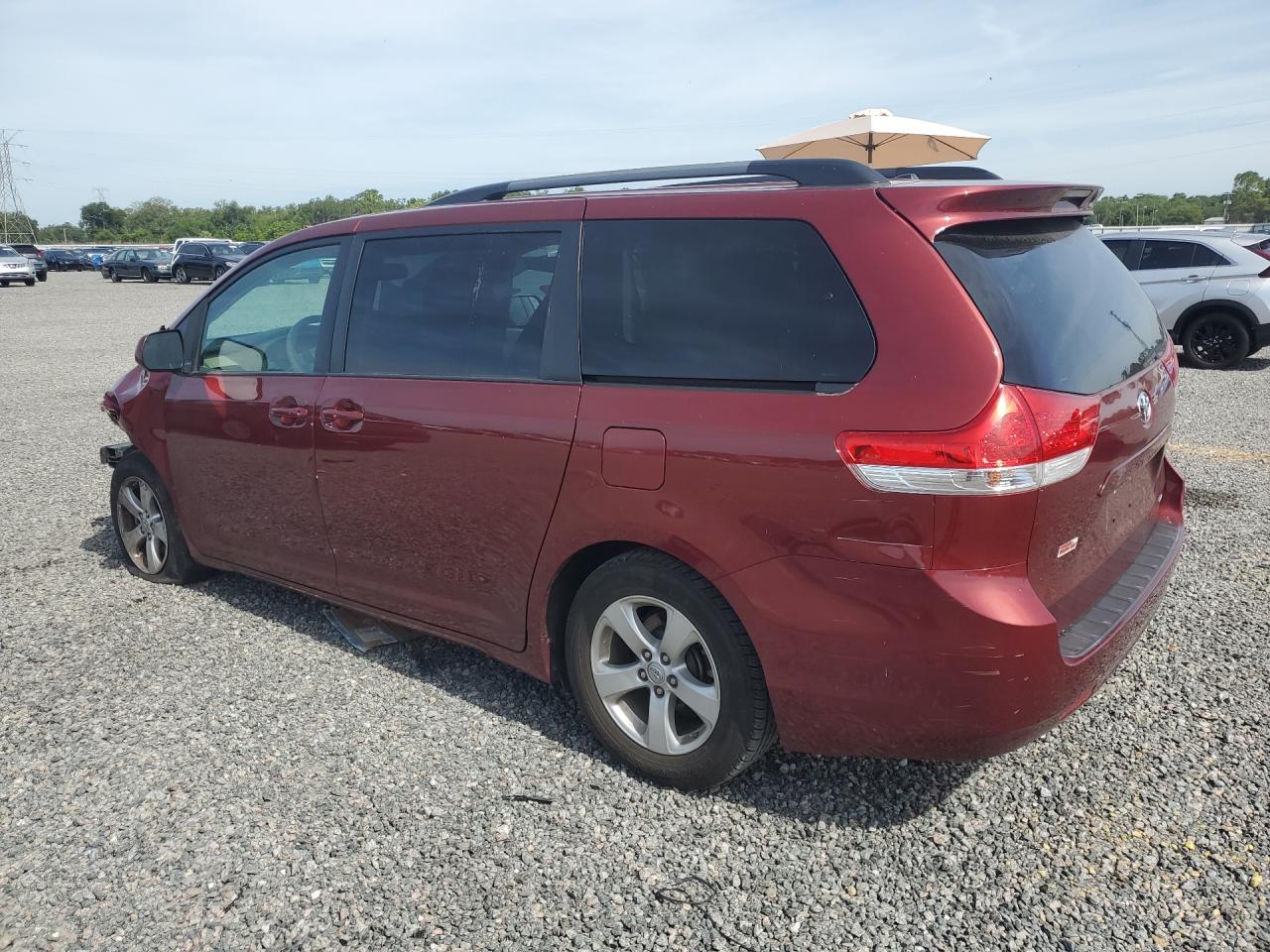 2014 Toyota Sienna Le Red vin: 5TDKK3DC4ES502748