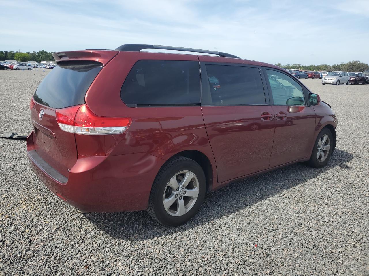 2014 Toyota Sienna Le Red vin: 5TDKK3DC4ES502748